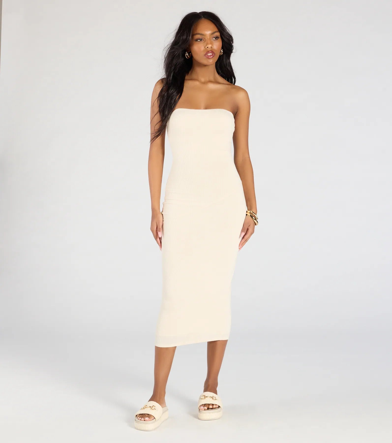 Simply Chic Strapless Ribbed Knit Midi Dress